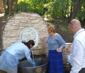 Партийцы обследовали санитарное состояние родников Ленинского района