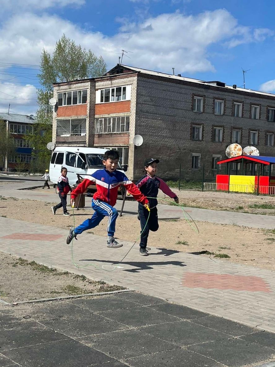 "Единая Россия" дала старт Международному Дню соседей в Туве